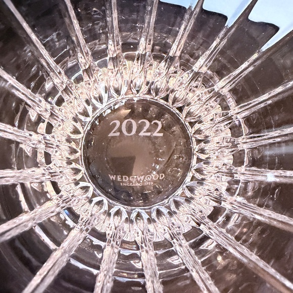 Wedgwood Annual Tumblers 2022 crystal glasses - Picture 8 of 9